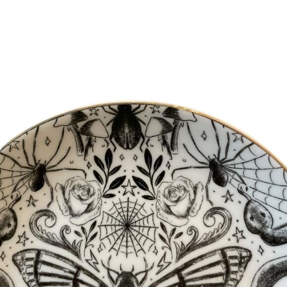 Grace Teaware Fine Porcelain Halloween Appetizer Plates 6" Black White 4pc NEW - Picture 3 of 15